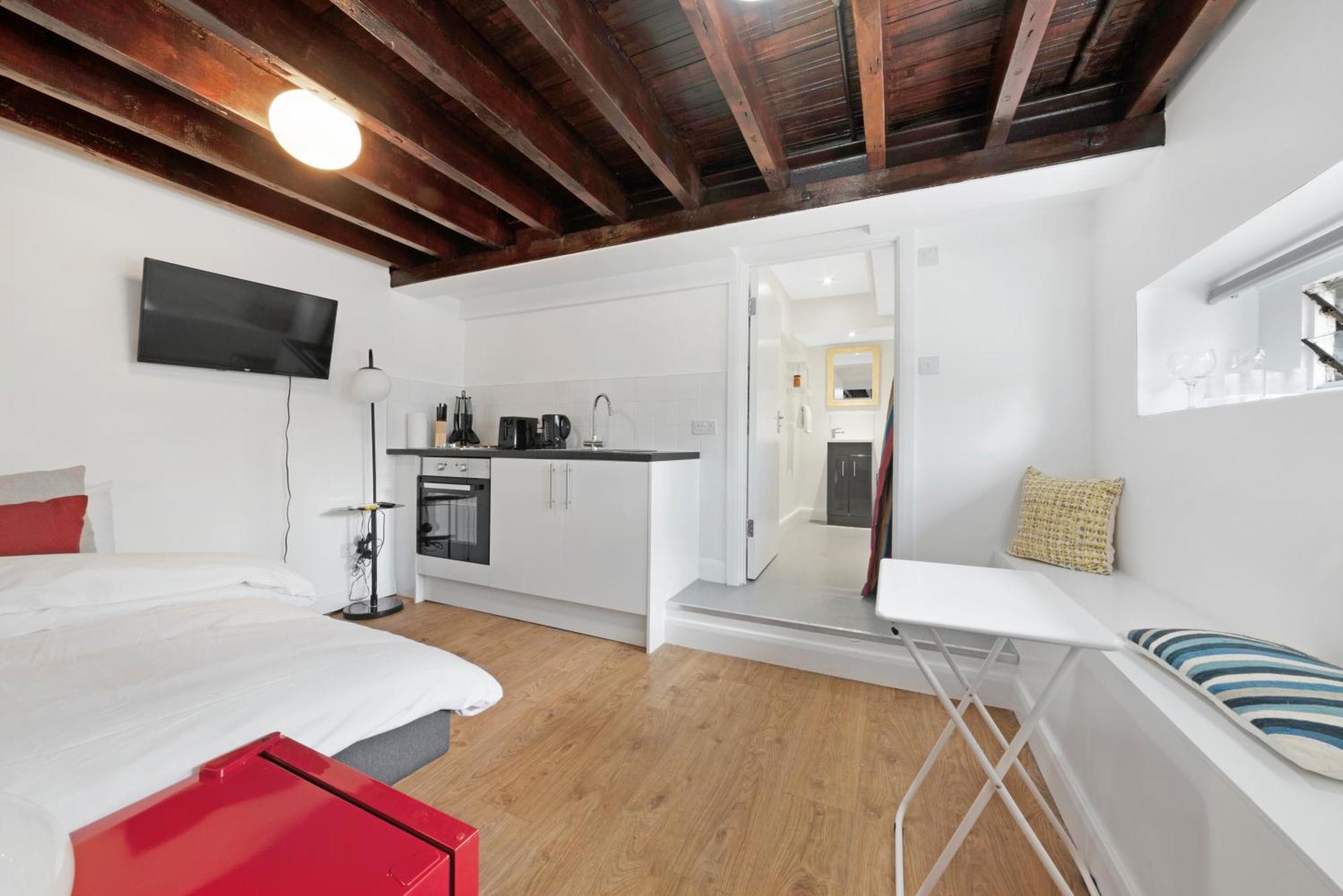 Archway Station Studio - Inexpensive Pied-A-Terre Apartment London Exterior photo