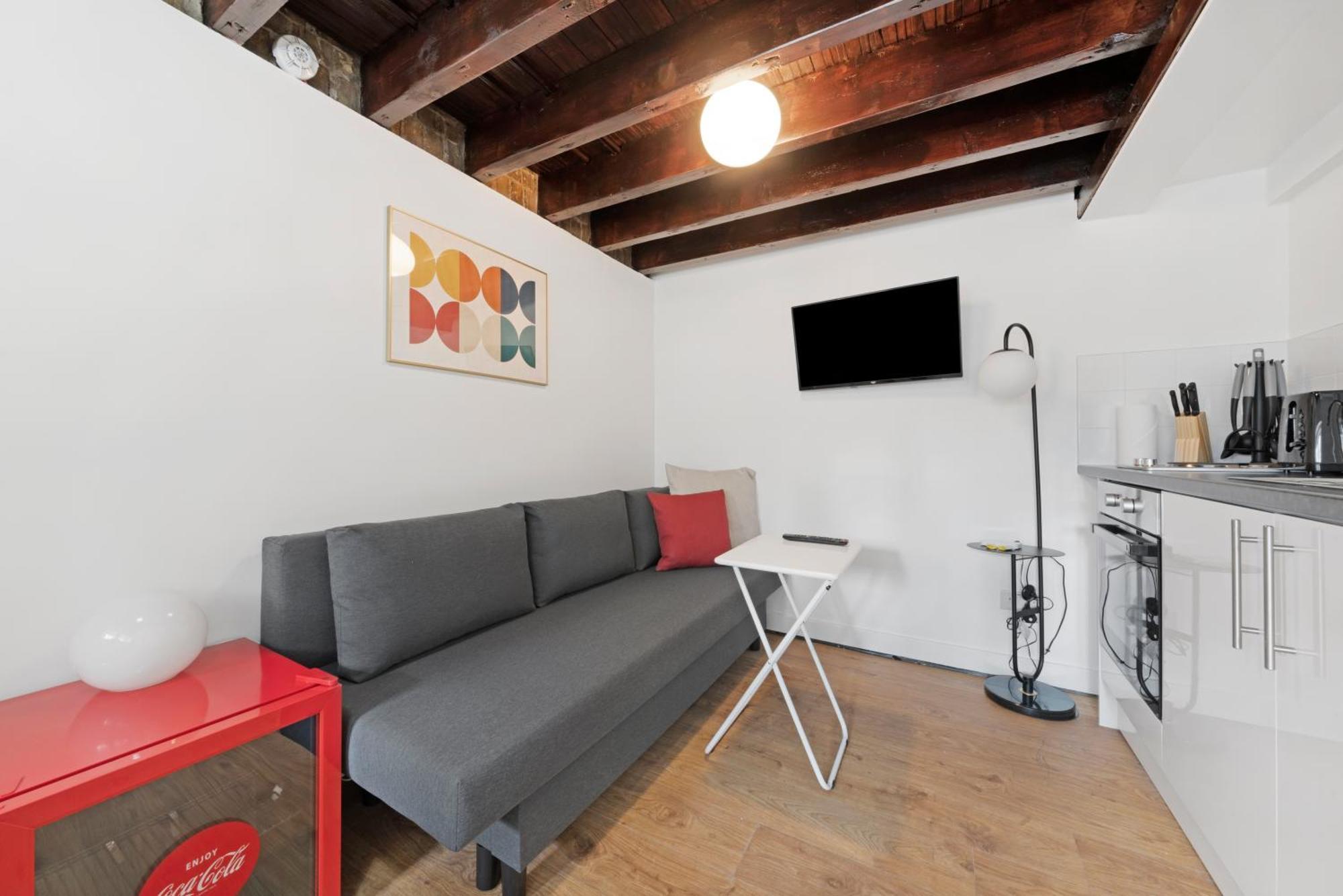 Archway Station Studio - Inexpensive Pied-A-Terre Apartment London Exterior photo